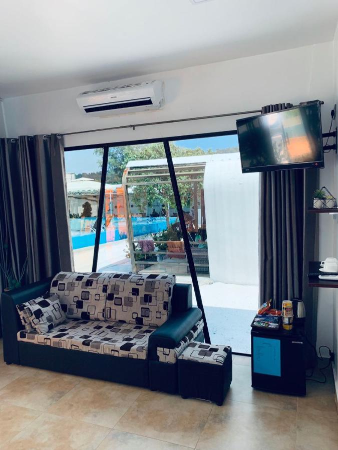 Bounty Boutique Hotel Koh Rong Sanloem Esterno foto